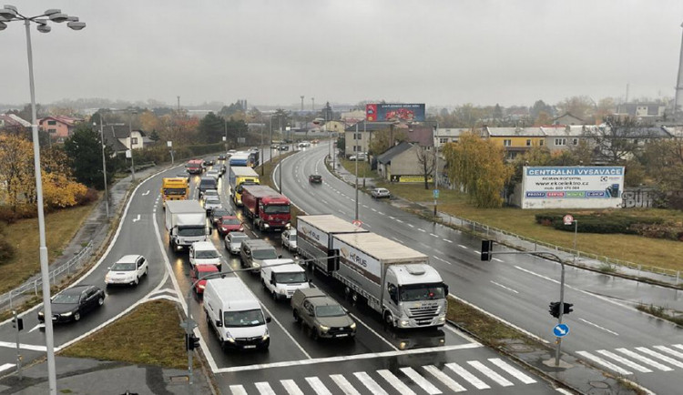 Důležité křižovatky na vjezdu a výjezdu do města Olomouce jsou nyní pod dohledem kamer městské policie