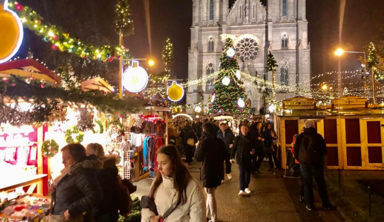 Nehorázné, komentuje primátor opatření. Vláda musí podle něho trhovcům nabídnout kompenzace