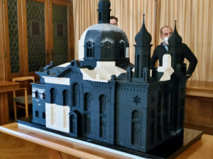 Experti na 3D tiskárně vytvořili model olomoucké synagogy, kterou vypálili nacisté