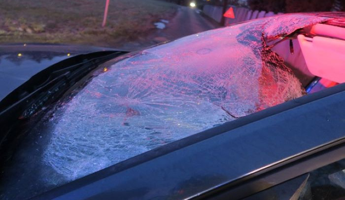 V Přerově starší řidička brzy ráno přehlédla chodkyni. Ta po nárazu zemřela