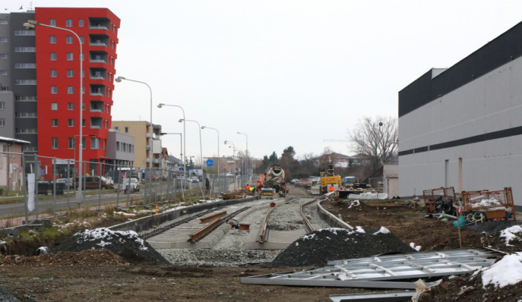 Na sídlišti Nové Sady bude kvůli stavbě tramvajové trati uzavřena vytížená křižovatka