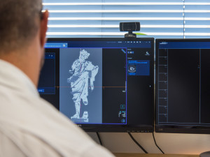 Olomoucký tomograf pomáhá restaurátorům. Zkoumal i ostatky Jana Sarkandra