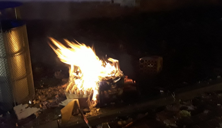 Už osm minut po půlnoci měli hasiči ve Šternberku první požár pyrotechniky. Jinak nebylo nic mimořádného
