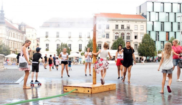 size3-15955124259518-60-mlzitko-na-namesti-svobody-letos-nebude-najdeme-ho-jinde