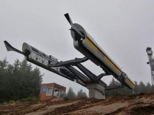 Spuštění nové lanovky na Červenohorském sedle má zpoždění. Stavbu zbrzdil covid