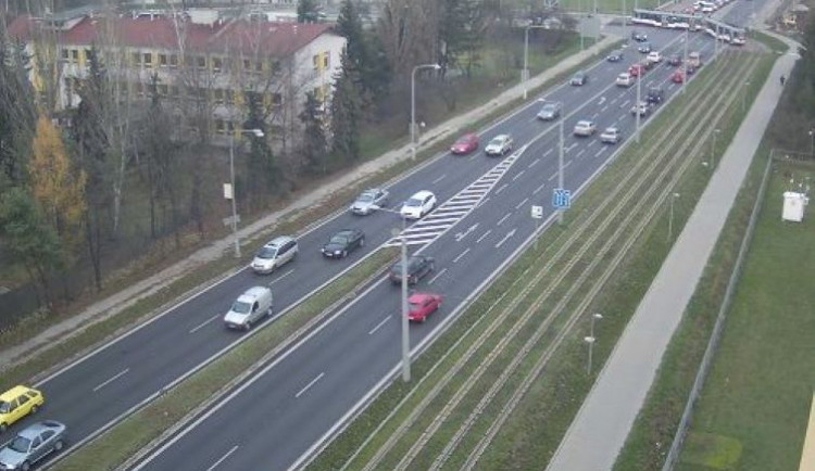 Nejvíce aut projede po Velkomoravské a okolo Olšan. Kolem 40 tisíc denně