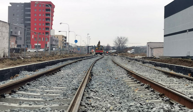 Stavba tramvajové trati v olomoucké ulici Schweitzerova