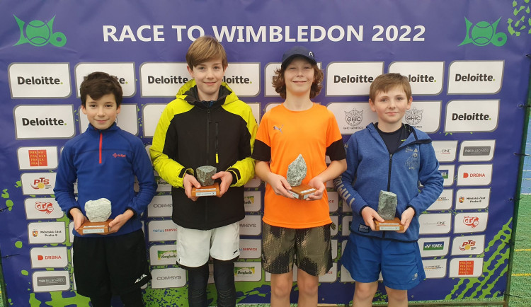 size3-16433745654336-241-mladi-teniste-odehrali-dalsi-turnaj-v-boji-o-navstevu-wimbledonu-organizatory-dal-trapi-covid