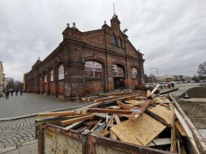 Olomouckou tržnici přebírá Výstaviště Flora. Zelné trhy budou pokračovat