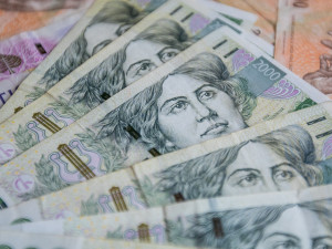 V Přerově zapomněl na zastávce tašku s nákupem a 50 tisíci. Po návratu byla pryč