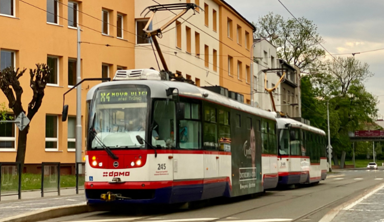 Na rušné třídě směrem k vlakovému nádraží v Olomouci vznikne tramvajová zastávka vídeňského typu