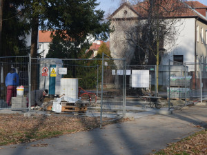 Návštěvníci prostějovského parku najdou v novém zázemí i stánek s občerstvením