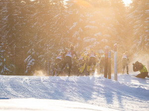 Rekordní a slunečnou 55. ČEZ Jizerskou 50 vyhráli Nor Nygaard a Švédka Dahlová