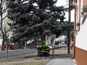 Hasiči v kraji vyjížděli k více než stovce zásahům kvůli silnému větru