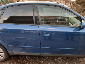 V Zábřehu vandal v noci vyryl rýhy do několika aut. Policie hledá svědky