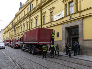 Krajské centrum už pomohlo stovkám uprchlíků. Nyní se přestěhuje do Hanáckých kasáren (na snímku)