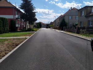 Určice si na výplaty musely půjčit od zdejší školy. Přes osm milionů se pokusí ze Sberbank dostat zpět