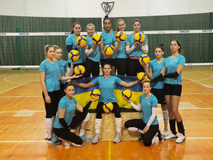 Volejbalistky Olomouce s ukrajinskou blokařkou Viktorií Moscickou vyjádřily podporu válkou zmítané zemi