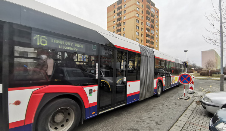 Nafta až za dvojnásobek? Olomoucký dopravní podnik hledá s městem řešení