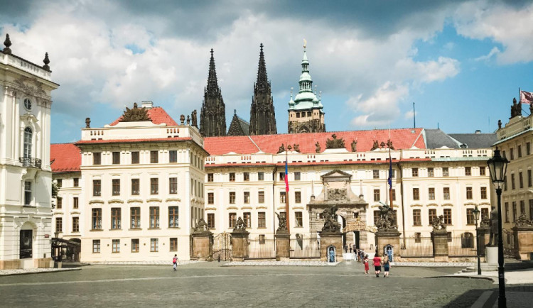 size3-16466753740296-103-rok-pred-inauguraci-noveho-prezidenta-podle-kurzu-vede-pavel-pred-babisem