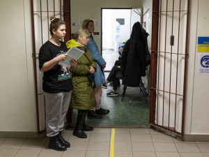 Centrum pro uprchlíky v Olomouci už odbavilo dva tisíce lidí. Kraj pomáhá i středním Čechám