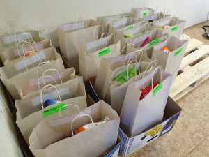 Solidarita s napadenou Ukrajinou v Olomouckém kraji nepolevuje. Pomáhají školy i hasiči