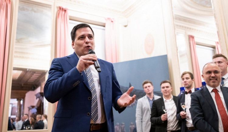 size3-16475195898454-139-komentar-premrstene-ceny-pohonnych-hmot-jsou-snahou-nekterych-vydelat-na-valce-a-panice