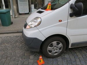 Prostějovští policisté řešili během jednoho dne tři oznámení o poškození zaparkovaných aut