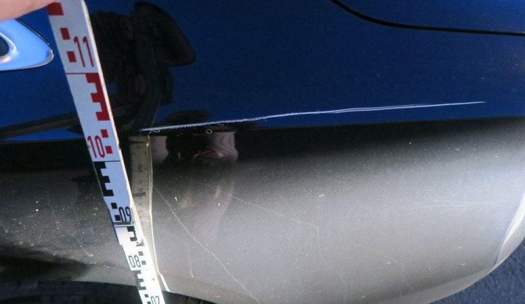 Prostějovští policisté řešili během jednoho dne tři oznámení o poškození zaparkovaných aut