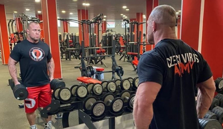 size3-16482021520721-241-kontroverzni-zapasnik-grznar-touzi-po-valce-a-zabijeni-v-cesku-vysetruje-ho-policie