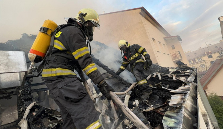 size4-16483161798896-124-275514320-716002536072371-5397567128073512536-n