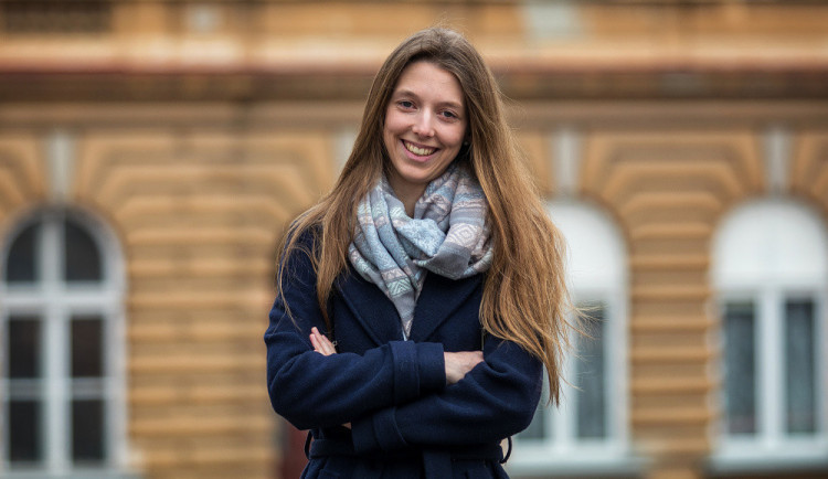 size3-size3-size4-16481983239646-103-uprchlici-byli-vycerpani-nekdy-se-s-nami-bali-i-mluvit-priblizuje-zazitky-z-ukrajinskych-hranic-tlum