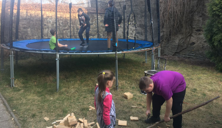 220330-ukrajina-ujezd-u-unicova