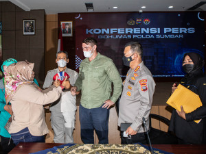 Pašeráka zvířat pomohli dopadnout čeští ochranáři. Zooložka z olomoucké zoo vše zdokumentovala