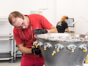 Honeywell hledá více než 100 nových zaměstnanců. Naučí je špičkovou leteckou strojařinu a nabízí nadstandardní benefity