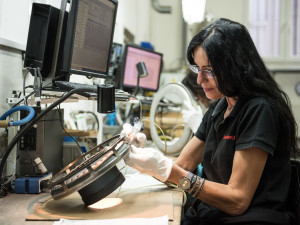 Honeywell hledá více než 100 nových zaměstnanců. Naučí je špičkovou leteckou strojařinu a nabízí nadstandardní benefity