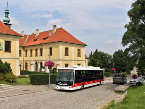 V Přerově začnou cestující vozit dva elektrobusy. Jezdit budou do Kozlovic a Dluhonic