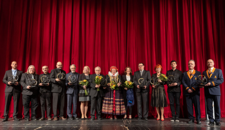 Olomoucký kraj udělil ceny za kulturu. Kvůli covidu zpětně za dva roky