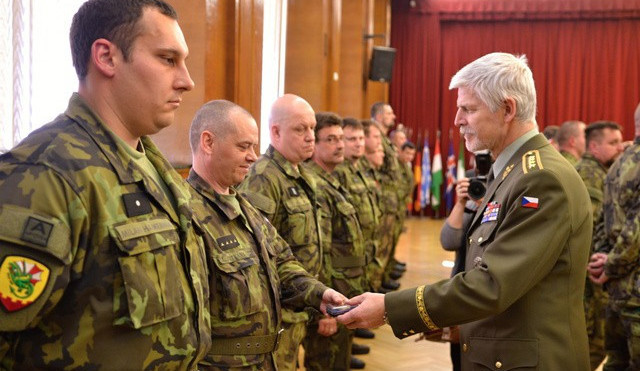 size3-size4-16349842834798-139-1000x1000-1520789381-ilustracni-foto-petr-pavel