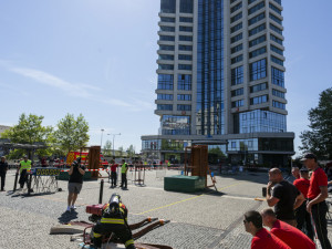 FOTO: Hasiči obsadili olomoucké přednádraží. V nejtvrdší soutěži padl rekord trati