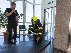 FOTO: Hasiči obsadili olomoucké přednádraží. V nejtvrdší soutěži padl rekord trati