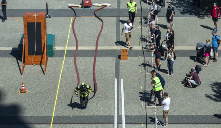 Hasiči obsadili olomoucké přednádraží. V nejtvrdší soutěži padl rekord trati