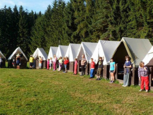 O dětské tábory v Olomouckém kraji je letos velký zájem, i když zdražily o stovky korun