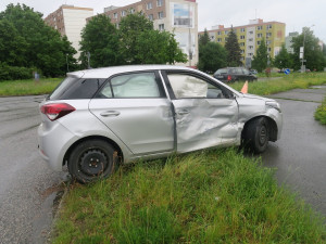 Dopravní nehoda na křižovatce ulici Okružní a I. P. Pavlova v Olomouci