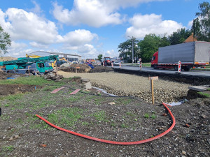 Klíčový tah Přerovem zašpuntuje kyvadlový provoz. Provizorní pruh pak vznikne místo chodníku