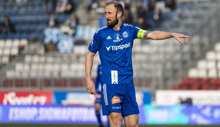 Nejen v Olomouci uznávaný fotbalový obránce Roman Hubník ukončil profesionální kariéru