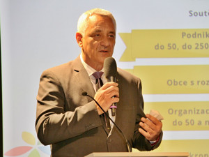 Jan Šafařík: Chovat se odpovědně se vyplácí firmám i obcím