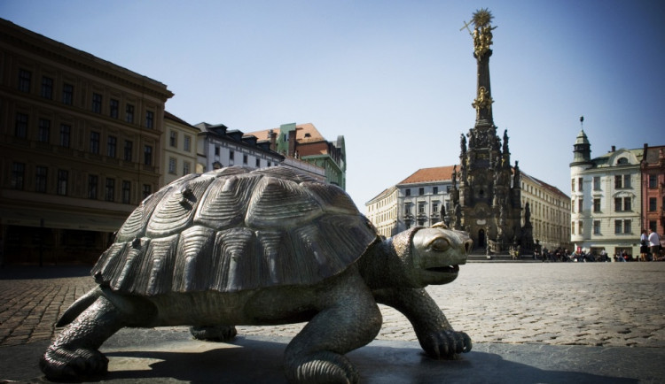 size3-16425426146989-124-ok-olomouc-sloup-nesvetejsi-trojice