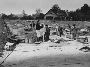 Řečiště, součást opevnění i skládka. Území rozária v Olomouci zažilo několik etap, zahradou je padesát let