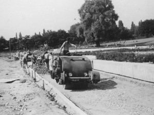 Řečiště, součást opevnění i skládka. Území rozária v Olomouci zažilo několik etap, zahradou je padesát let